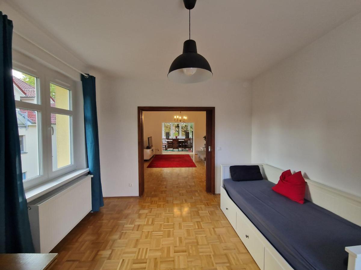 Geraeumige Und Zentrale Ferienwohnung 施塔恩斯多夫 外观 照片